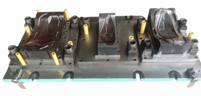 Automotive die tooling photograph